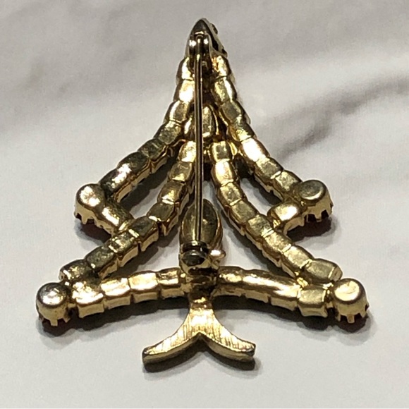 Gold tone Christmas tree brooch with red & green prong set rhinestones - Picture 3 of 8